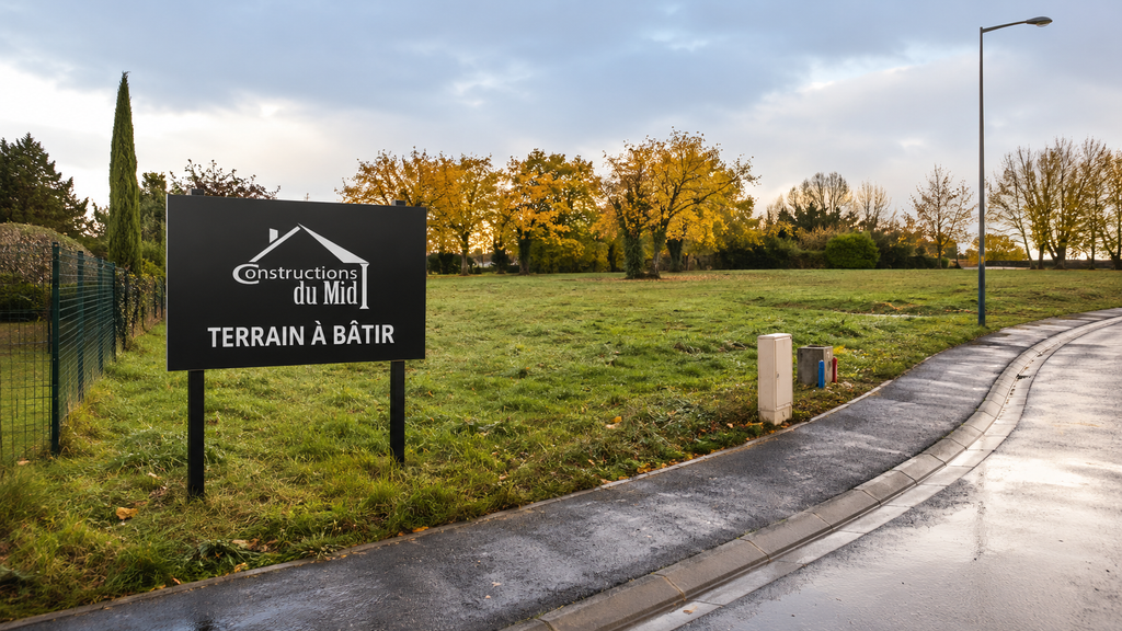 2026 09 04 terrain 02 lotissement muret automne pluie